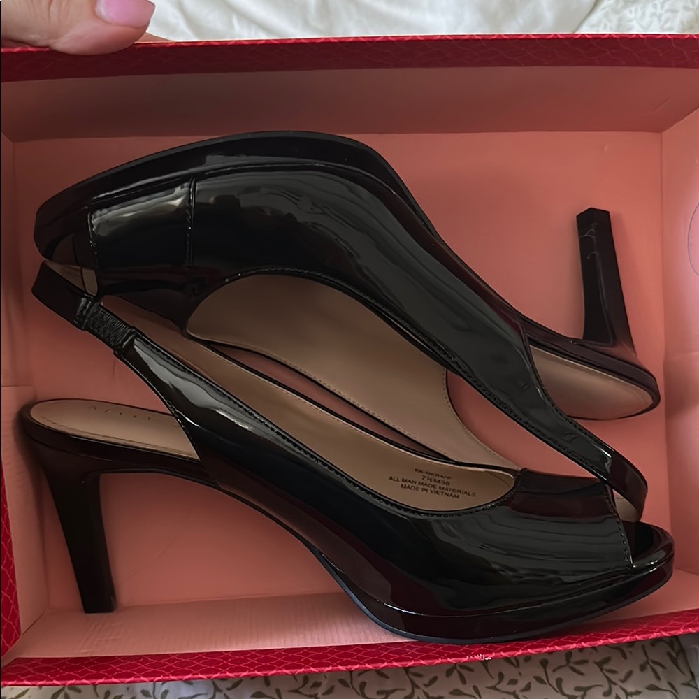 Peep toe sling back heels